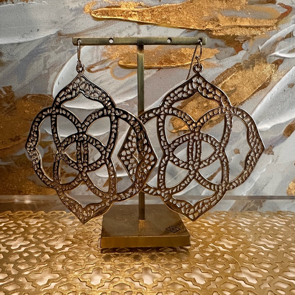 Kendra Scott Betty Statement earrings